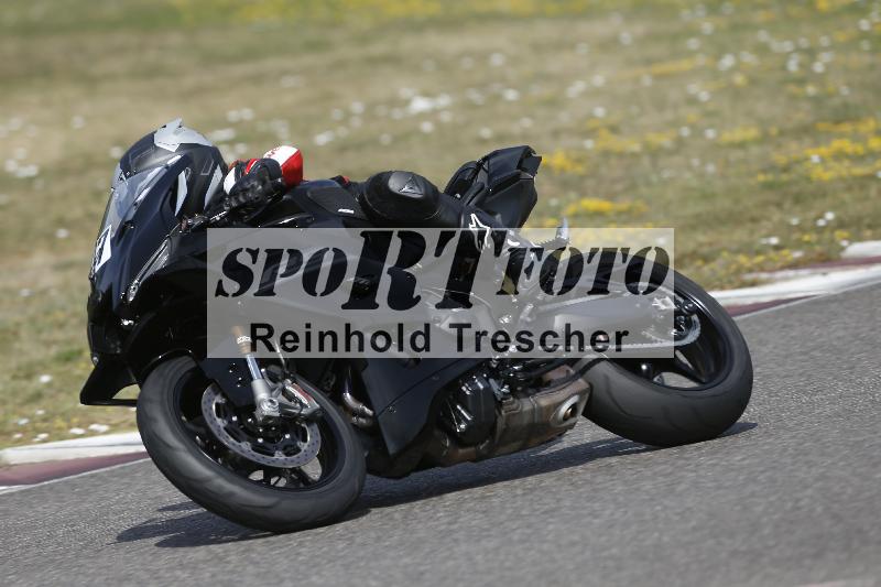 /37 09.08.2026  Pluess Motosport ADR/Einsteiger/77